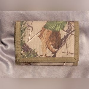 Men's Camo Wallet Like New